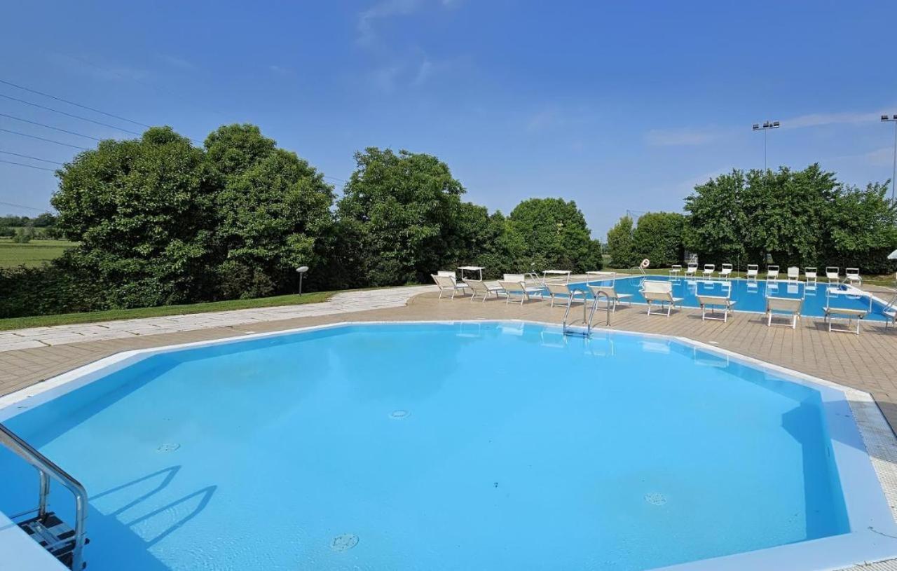 Wendy Apartment- Twobedroom & Pool & Parkprivatefree & Sports Desenzano del Garda Kültér fotó