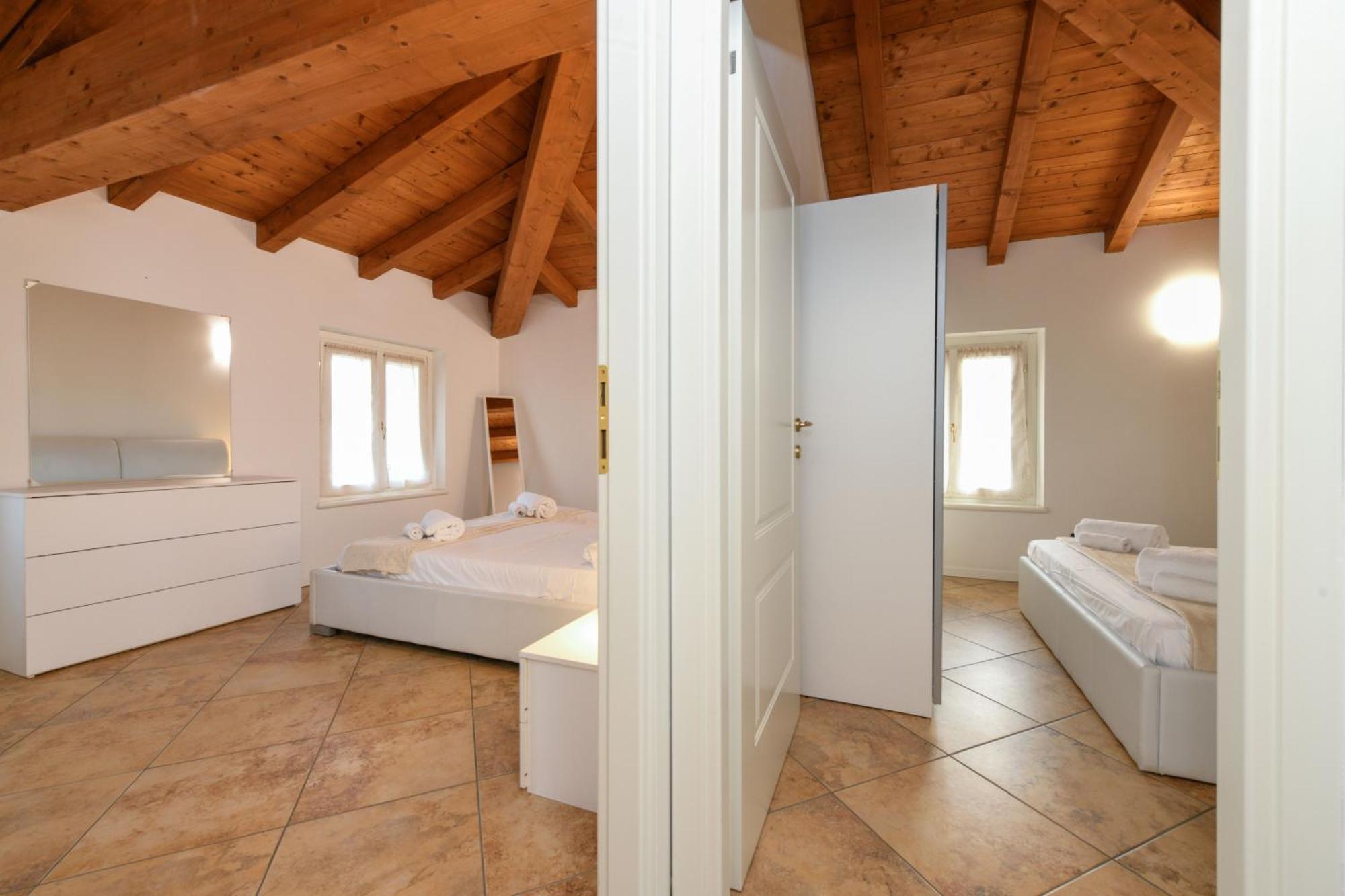 Wendy Apartment- Twobedroom & Pool & Parkprivatefree & Sports Desenzano del Garda Kültér fotó