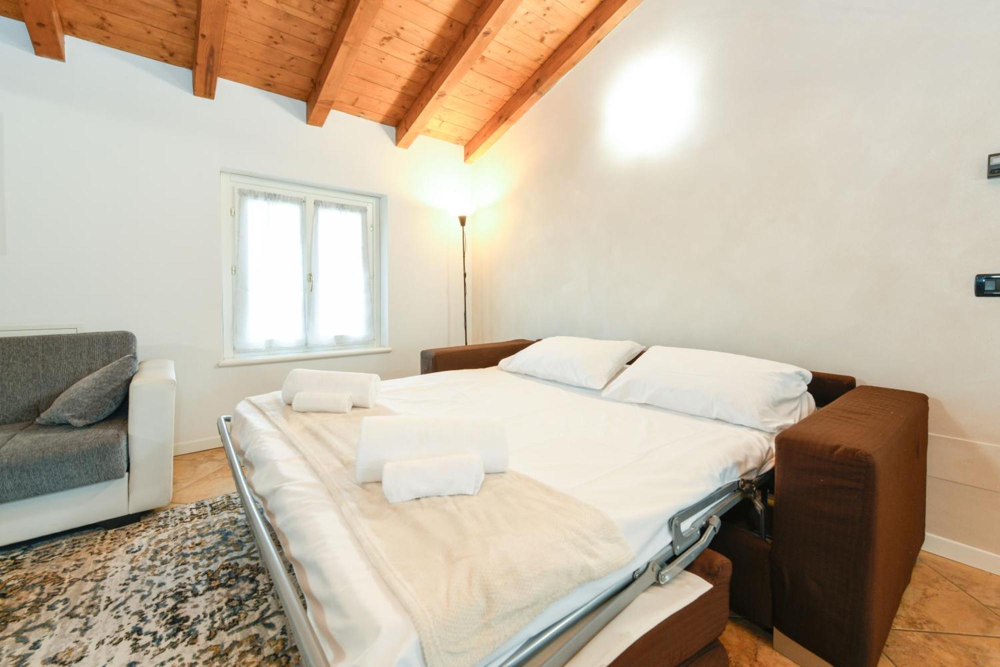 Wendy Apartment- Twobedroom & Pool & Parkprivatefree & Sports Desenzano del Garda Kültér fotó